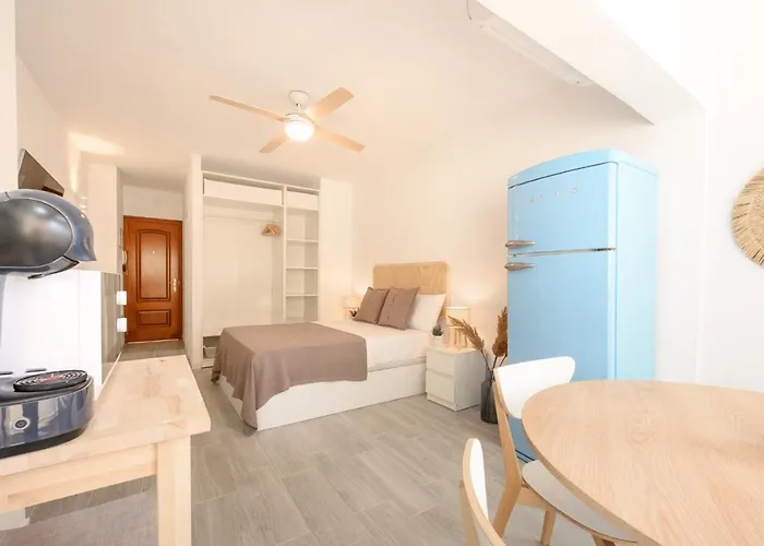 Ramon Y Cajal By 10tosea Apartment